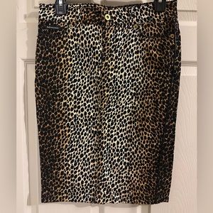 Brand: Vintage D&G leopard print skirt